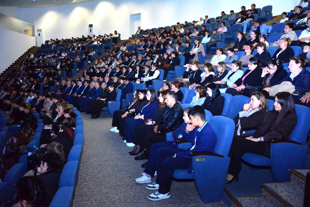 Ağstafada Zəfər Gününə həsr olunmuş “Gülüstan” tamaşası nümayiş etdirilib - FOTOLAR